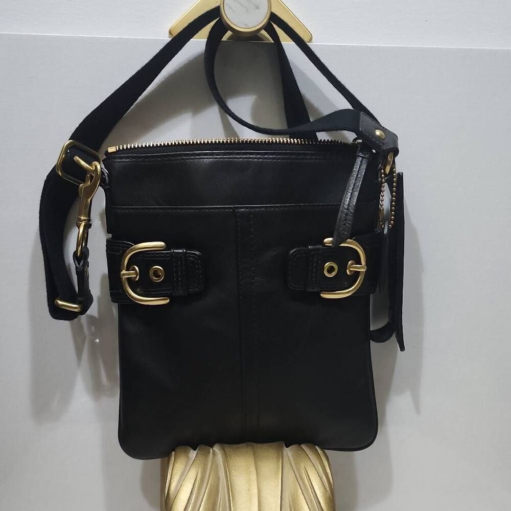 Vintage Coach Soho Y2K Era black leather crossbody bag